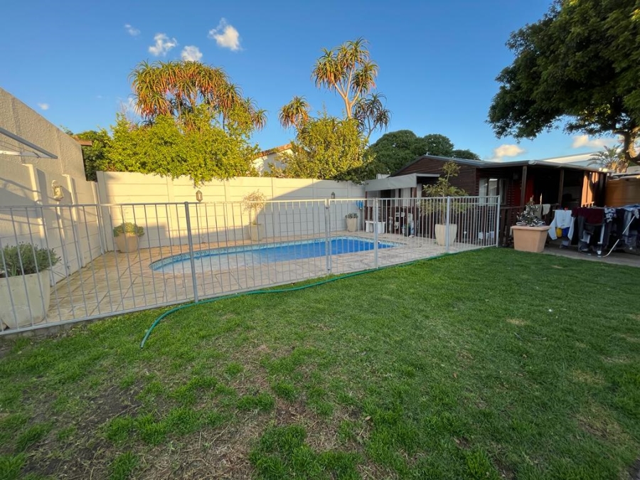 To Let 5 Bedroom Property for Rent in Richwood Western Cape